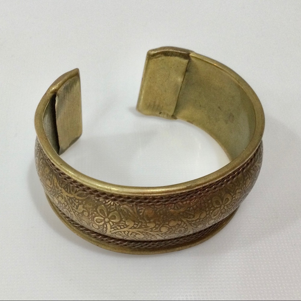 Vintage Brass Cuff Bracelet BOHO Hippie - Picture 2 of 7